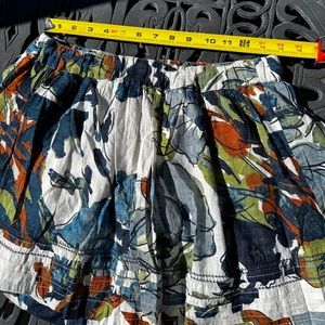 Abercrombie & Fitch tired skirt. Good condition.